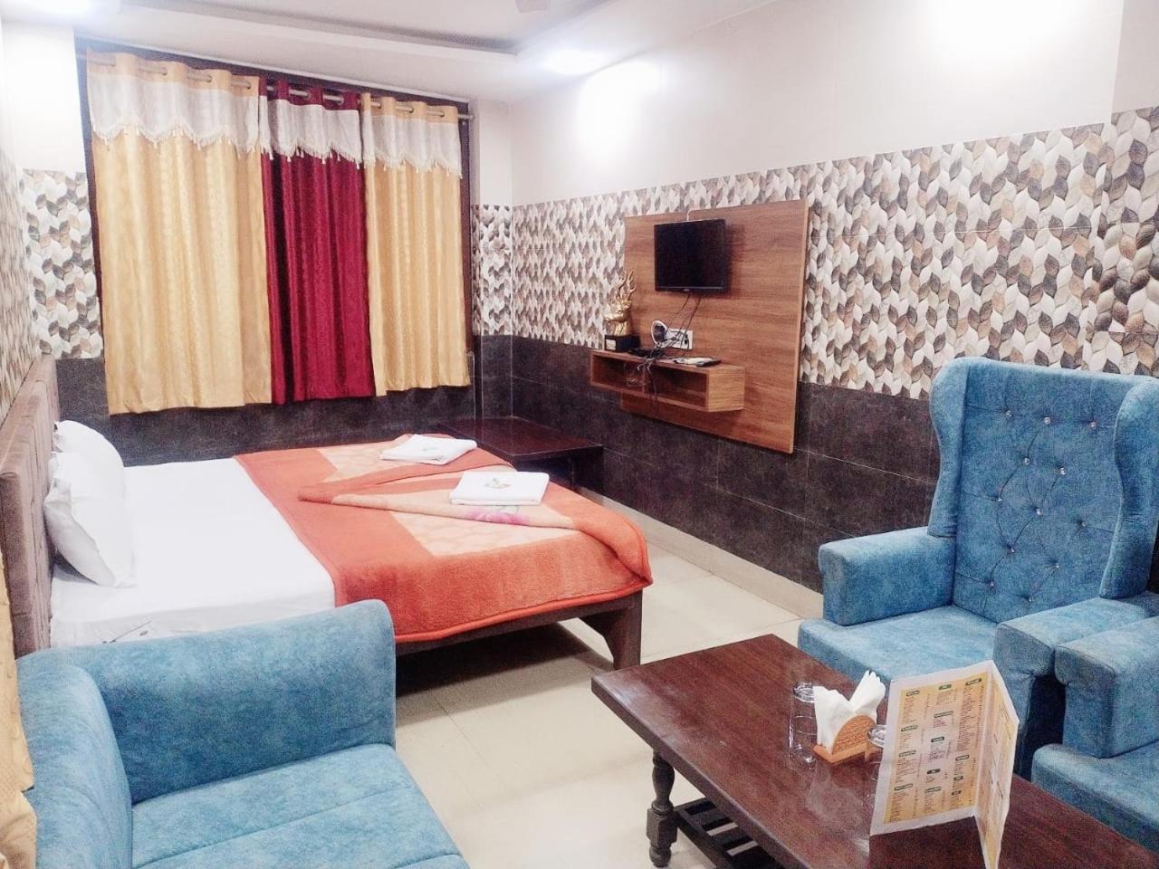 Hotel Vishal Palace Unnao Dış mekan fotoğraf
