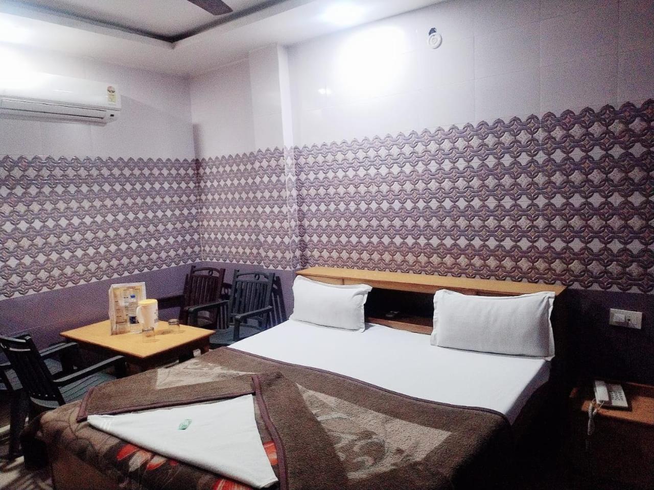 Hotel Vishal Palace Unnao Dış mekan fotoğraf