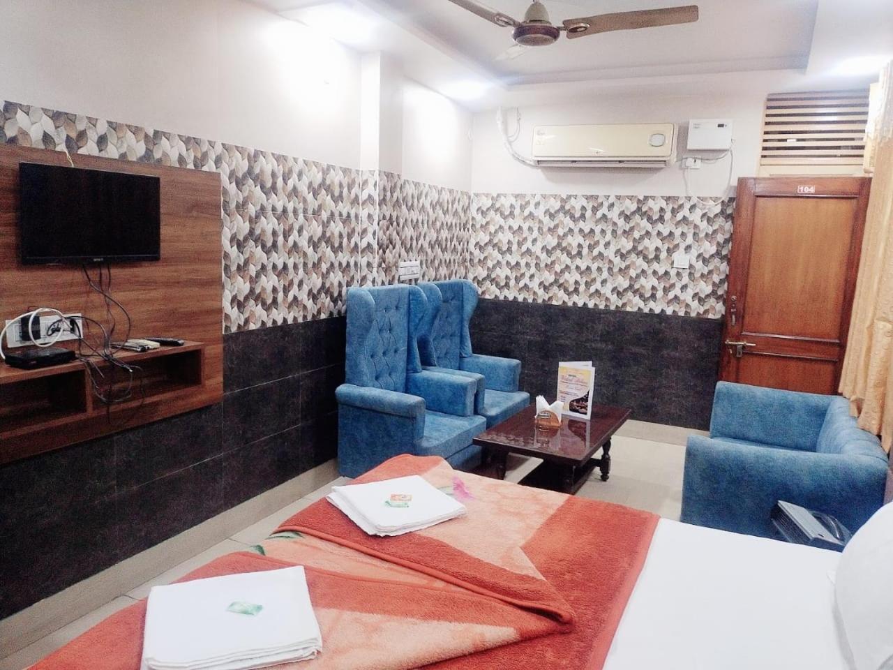 Hotel Vishal Palace Unnao Dış mekan fotoğraf